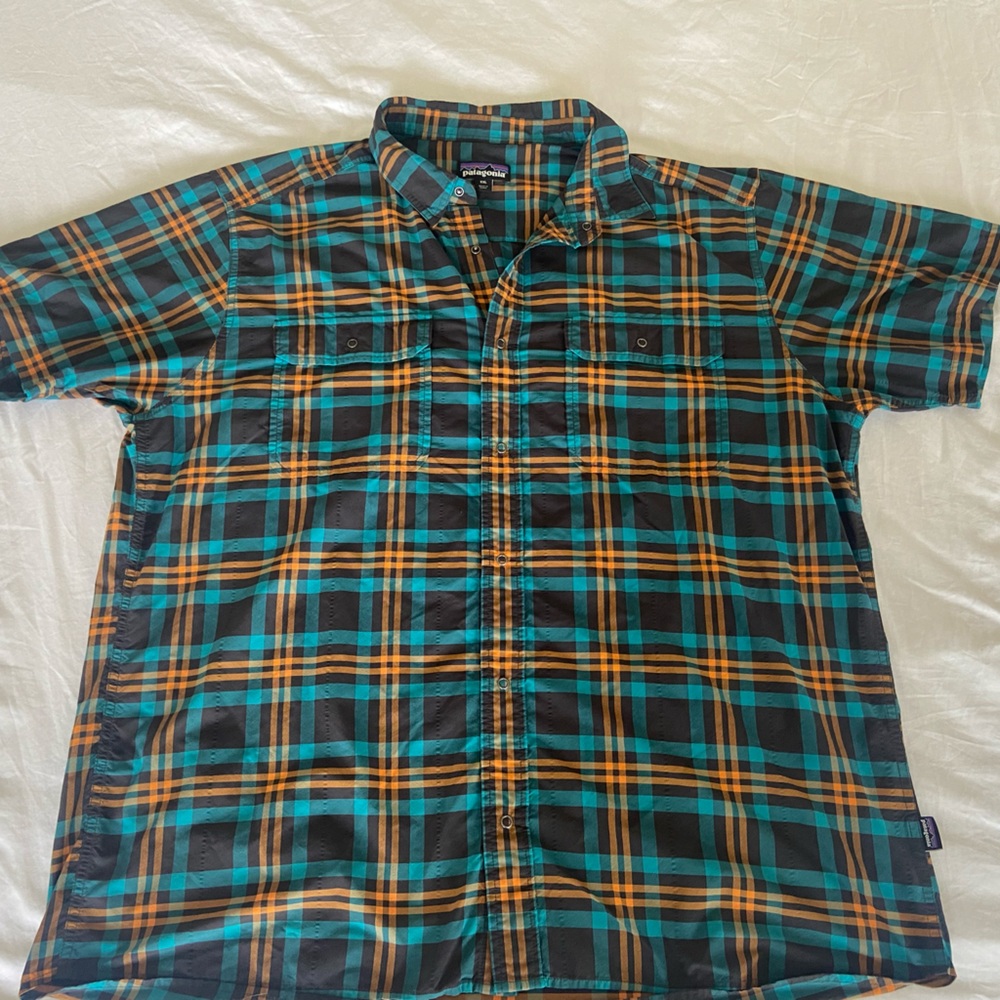 Patagonia short sleeve snap front men’s button down shirt XXL